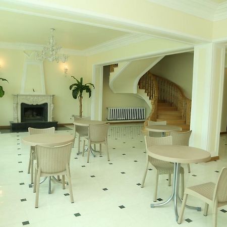 Apartments City On The Palm Tiflis Exterior foto