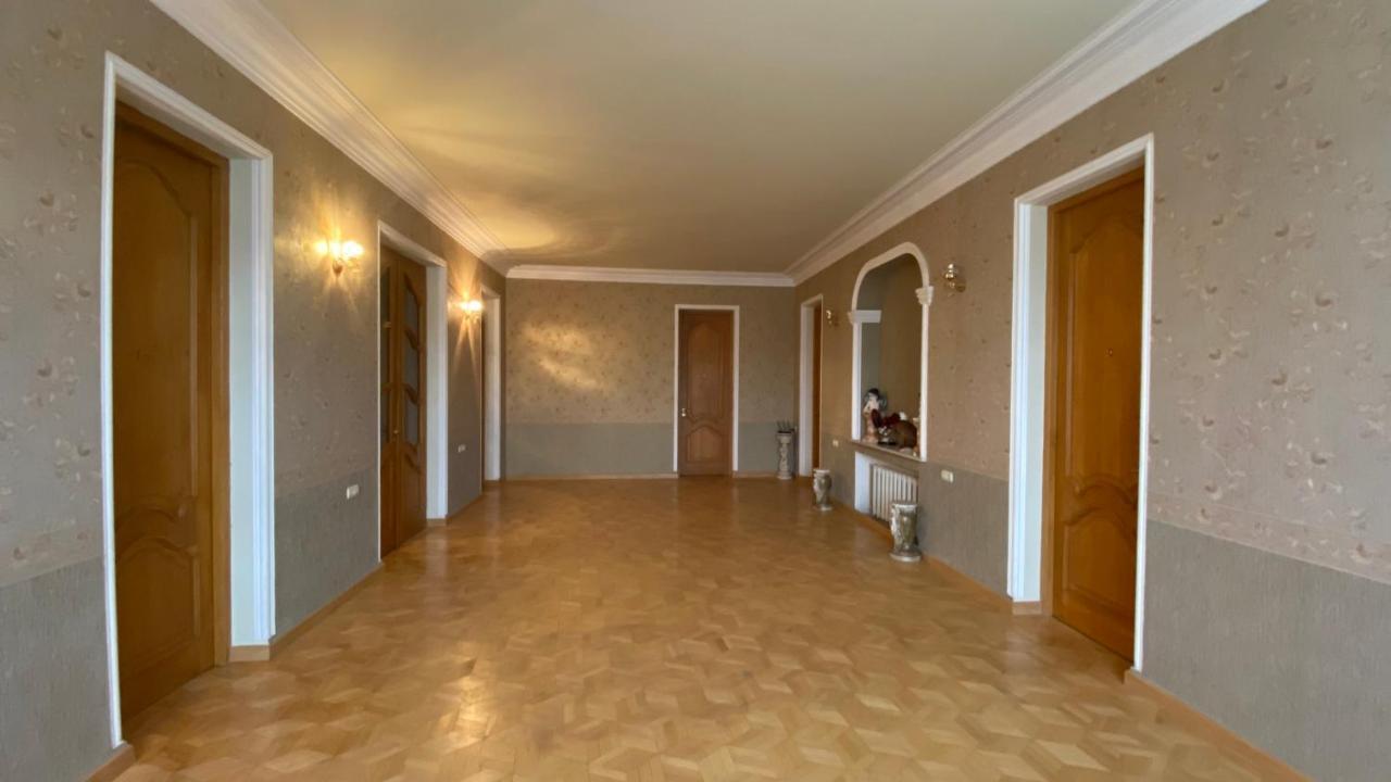 Apartments City On The Palm Tiflis Exterior foto